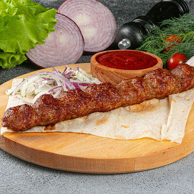 Люля-кебаб из говядины в Meat Street по цене 370 ₽