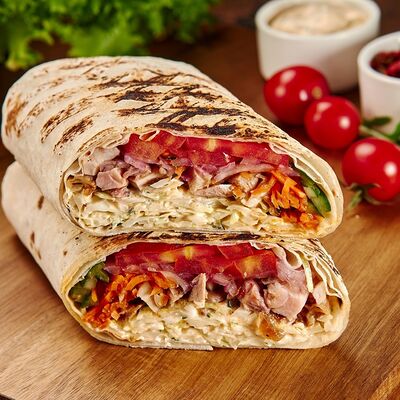 Донер классический в Gyros Grill по цене 329 ₽