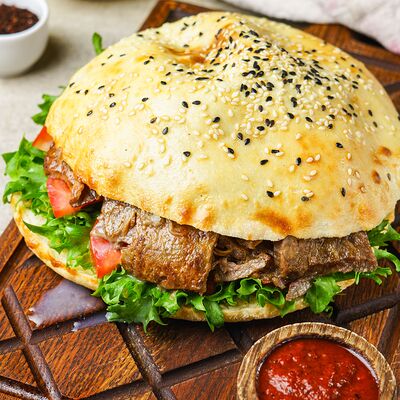 Донер в хлебе в Галата по цене 990 ₽