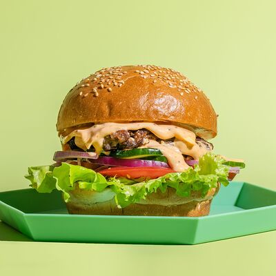 Бургер с говядиной в Сушки на макушке по цене 490