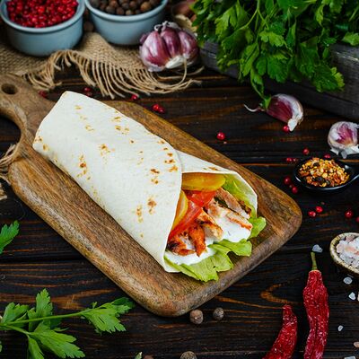 Шаурма с бараниной в тортилье в Love lavash по цене 450
