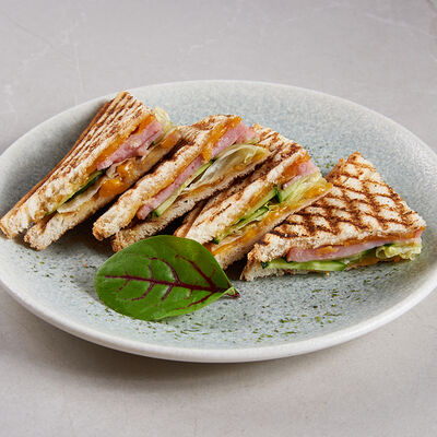 Сэндвич с ветчиной и сыром в Sugar Mama по цене 350 ₽