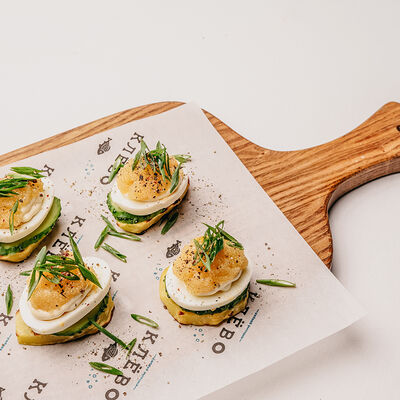 Клевые бутеры на печеном картофеле с икрой щуки в Клёво по цене 990 ₽