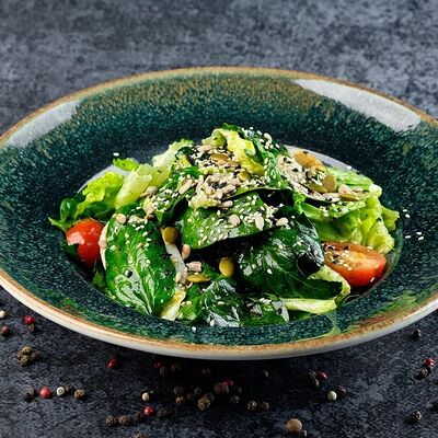 Салат с кабачком в Mesto Sushi & Grill по цене 480