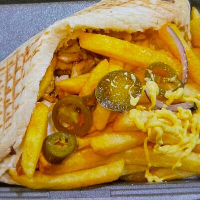 Гирос в Шаурма леванское от души по цене 400 ₽