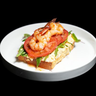 Бриошь с креветками в Nest по цене 510 ₽