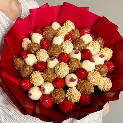 Букет клубники в шоколаде Любовь L в Клубника по цене 9990 ₽