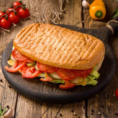 Чиабатта Бро с пеперони в ХотДогБРО по цене 572 ₽