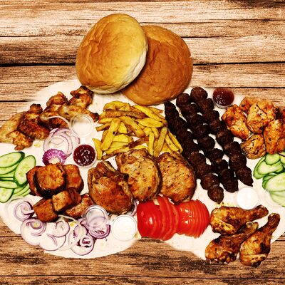 Комбо для Друзей в Наш шашлычный по цене 6500 ₽