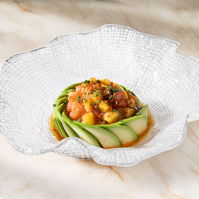 Лосось, манго и авокадо в Ivanka по цене 2280 ₽