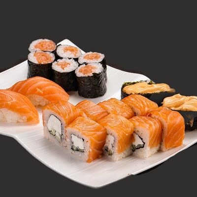 Сет Сяке Sun в Веселый Самурай Sushi Premium по цене 2560 ₽