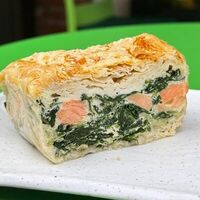 Пирог с лососем в Сельдерей