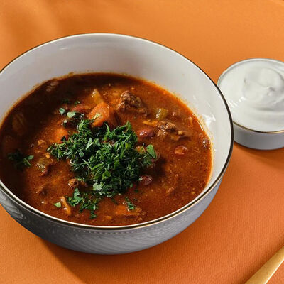 Суп-гуляш по-венгерски в Lobby по цене 690 ₽