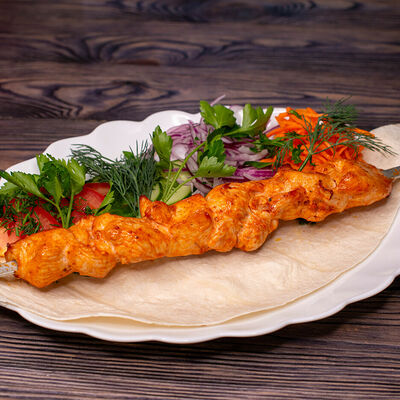 Шашлык из куриного филе в Плов & Лагман по цене 465 ₽