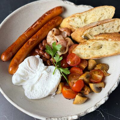 Английский завтрак в Вино и булки по цене 750 ₽