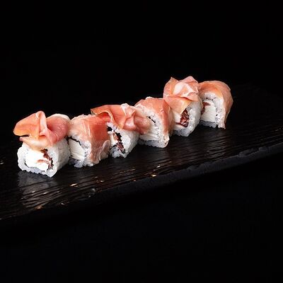 Ролл с прошутто в Кабуки по цене 490