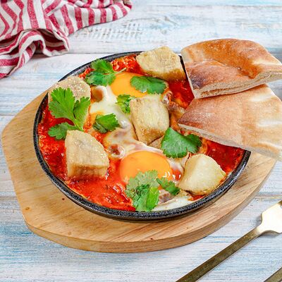 Шакшука из двух яиц в Термос по цене 840 ₽