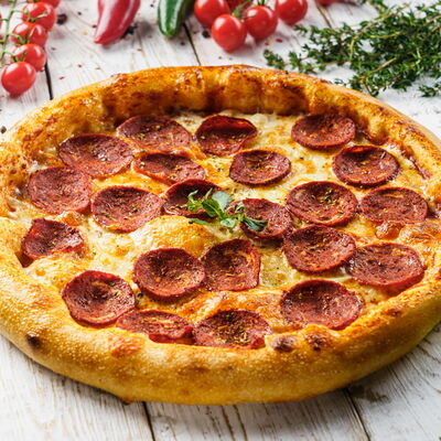 Пепперони пицца в Шаурма на углях Шаум по цене 890 ₽