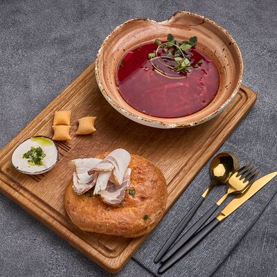 Борщ со сметаной 350 г в Шашлык City по цене 465 ₽