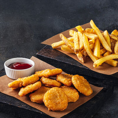 Хрустящий наборв Стейк & Бургер Мираторг по цене 550 ₽