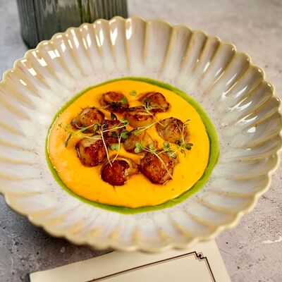 Гребешки и батат в Gaudi по цене 1740 ₽