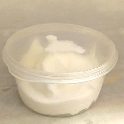 Сметана в Хлеборезов по цене 20 ₽