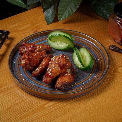 Куриные крылья острые в Гастробар Библиотека по цене 590 ₽