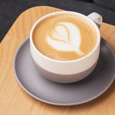 Капучино на альтернативном молоке в Кондитерская пекарня Варвара и Jerome по цене 328 ₽