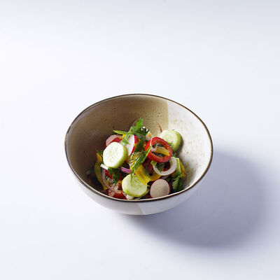 Салат Из свежих овощей в Чайхона №1 Васильчуки по цене 450 ₽