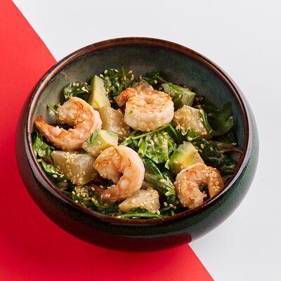 Салат с креветками и грушей кимчи в Yujin по цене 960 ₽