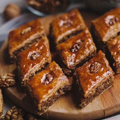 Домашняя пахлава в Шаурма-Шашлык в Тренде по цене 170 ₽