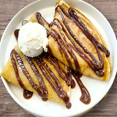 Блины с бананом и шоколадомв Дача по цене 339 ₽