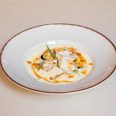 Суп-крем с кальмаром и мидиями в Беллуччи по цене 680
