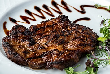 Стейк из свиной шеи доставка в Еда Да по цене 490 ₽