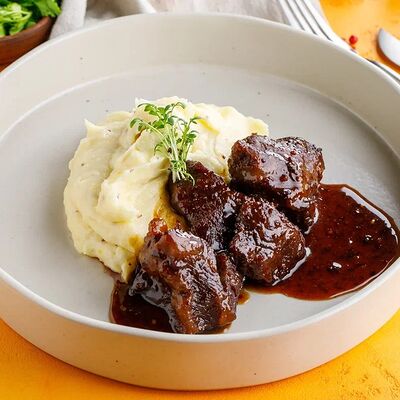 Телячьи щечки в Маймун по цене 1390