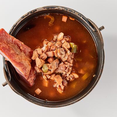 Солянка любимой тещи в Room-cafe по цене 540 ₽