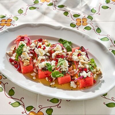 Салат с Арбузомв Двор Помидор по цене 590