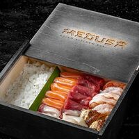 Sashimi box в Medusa by Novikov