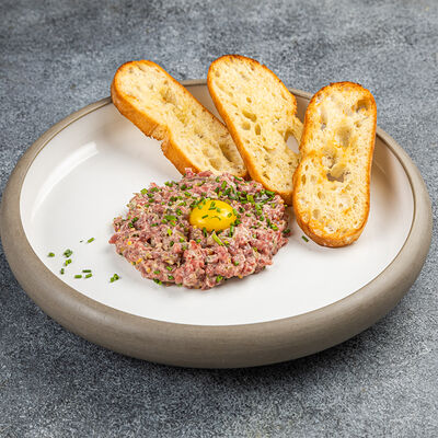 Тартар из говядины в Shemodi Шемоди по цене 750 ₽