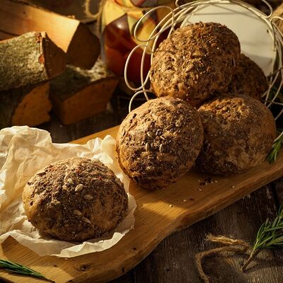 Баварский хлеб в Мандариновый гусь по цене 40 ₽