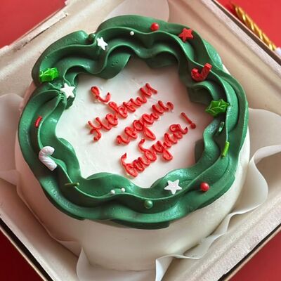 Бенто-торт С Новым годом,бабуля (надпись можно заменить) в The.cakes_spb по цене 2000 ₽