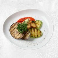 Овощи гриль в Река Море