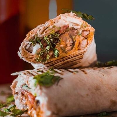Шаурма Свиная мини в ШаурмАни по цене 230 ₽