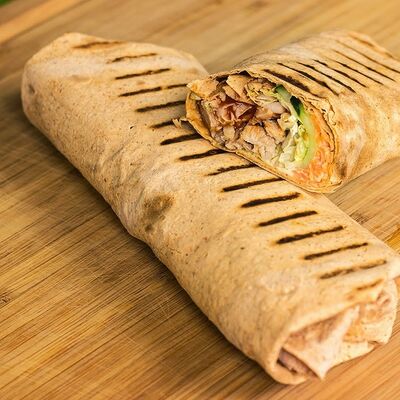 Шаурма с курицей в Жар Пицца по цене 480 ₽