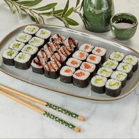 Сет из маленьких роллов в CHAKRA SUSHI