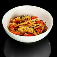 Wok с курицей в Сушигел