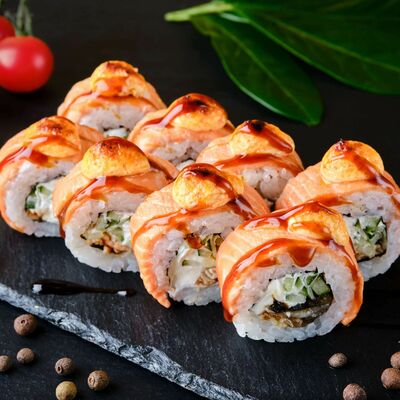 Ролл Запечённая Филадельфия с угрём в Sёmga по цене 749