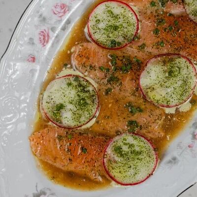 Крудо из лосося с цитрусами в Gino Cafe по цене 980 ₽