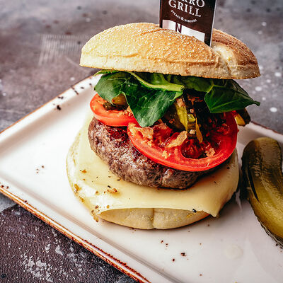 Чизбургер с релишем в Torro Grill по цене 830 ₽