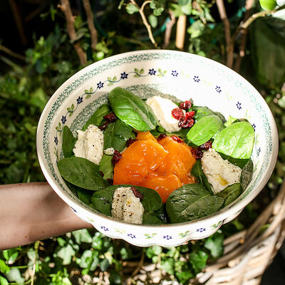 Салат с хурмой и козьей Риккотой в Сыроварня по цене 750